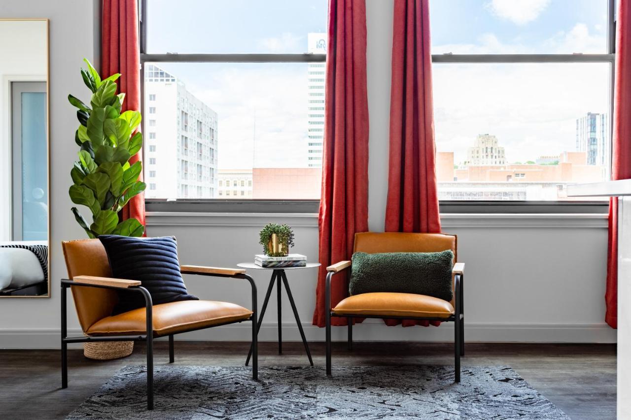 The Guild Downtown - Vine St Hotel