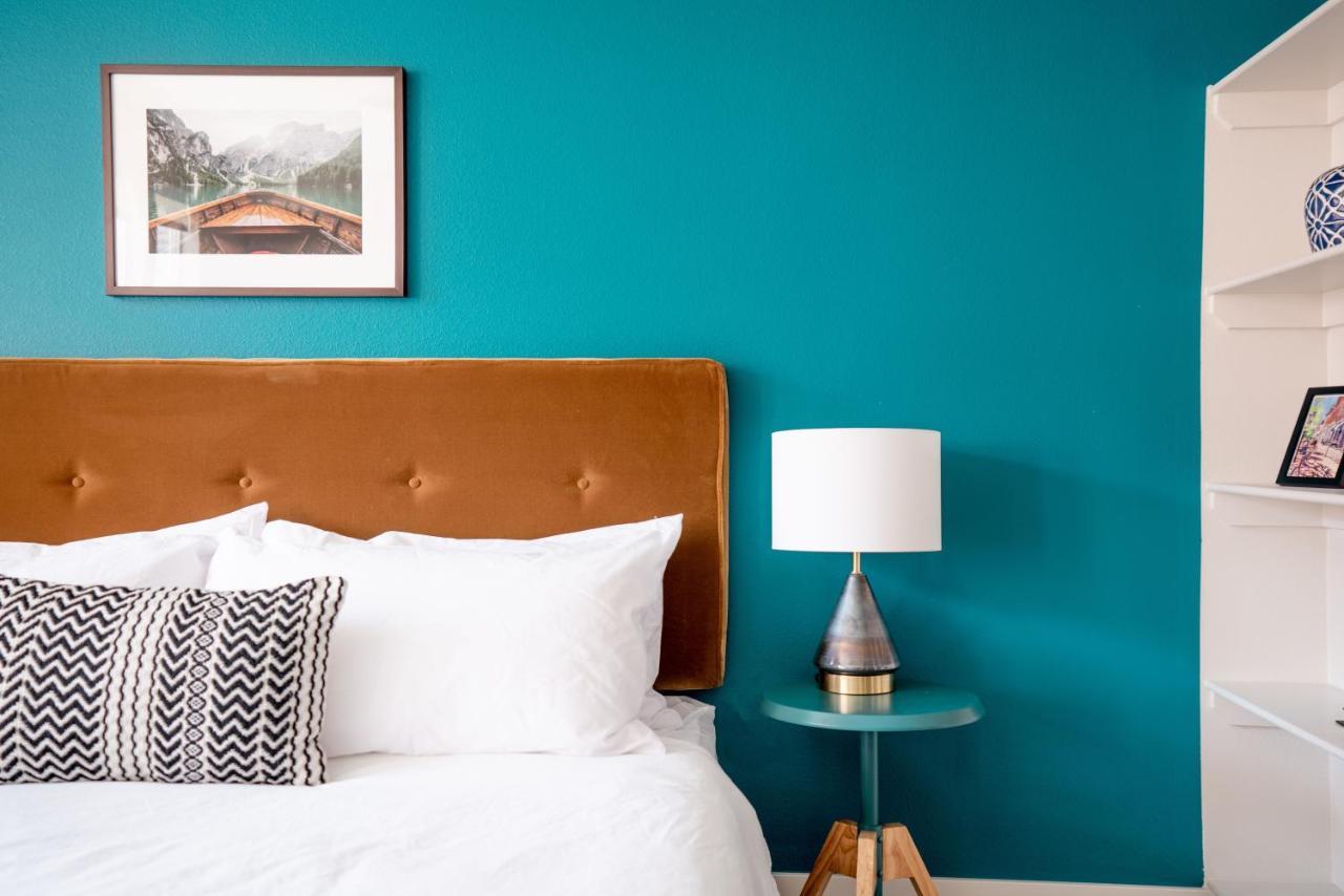 The Guild Downtown - Vine St 4*